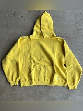 Akimbo Hoodie Yellow